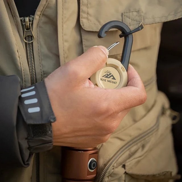 Heavy Duty Retractable ID Badge Reel - Image 5