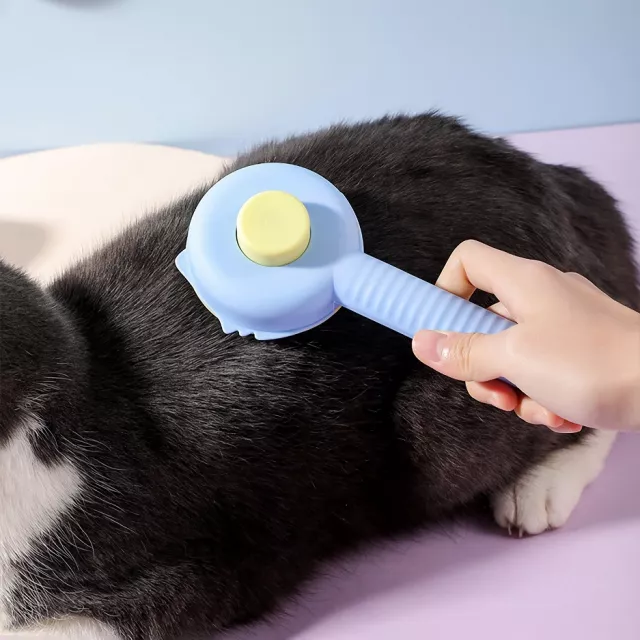 Self-Cleaning Cat and Dog Hair Brush with One-Click Fur Removal - Image 3