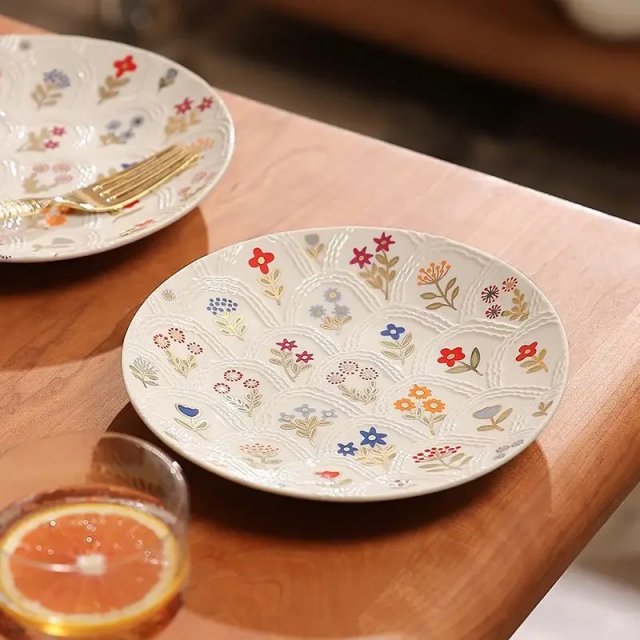 Elegant Floral Ceramic Plate - Image 2
