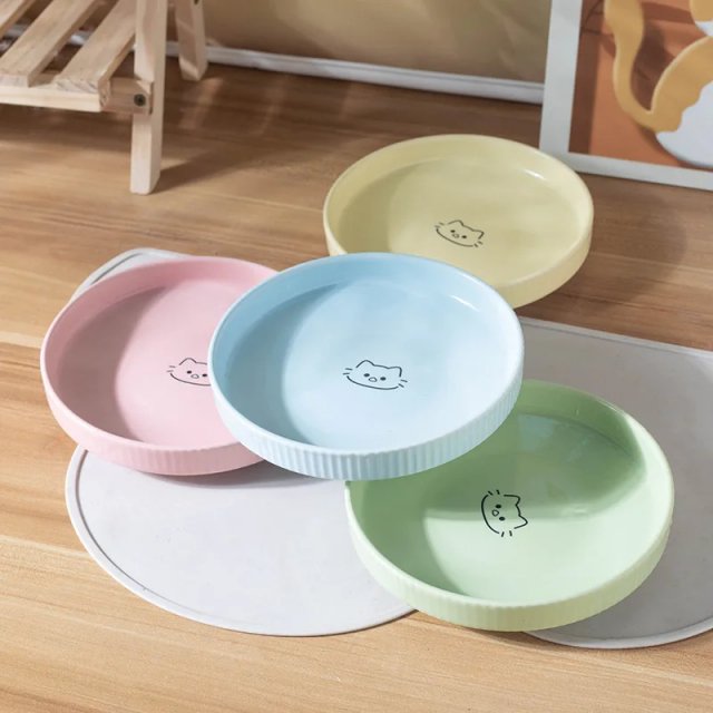 Adorable Ceramic Pet Food & Water Bowl for Cats and Puppies - Image 3