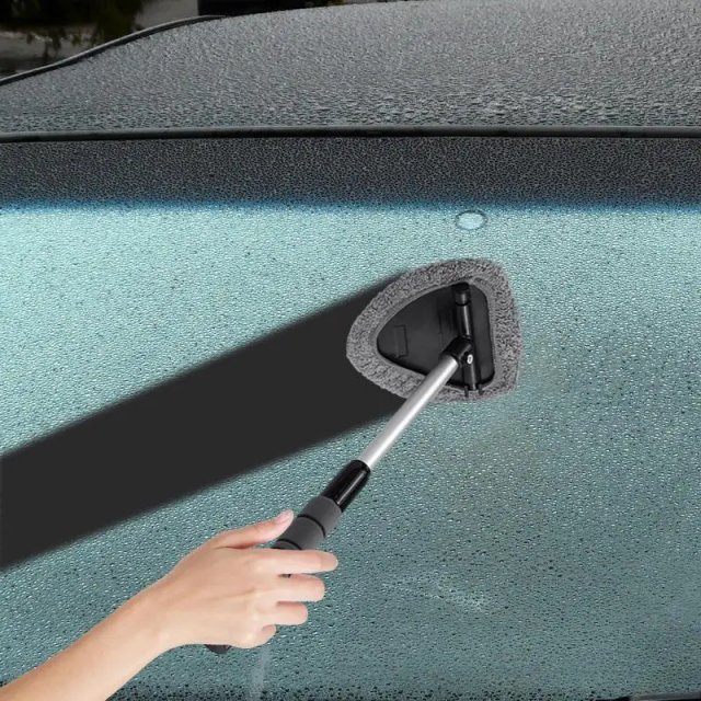 Telescopic Car Windshield Cleaner with Microfiber Pad and Detail Brush - Image 4