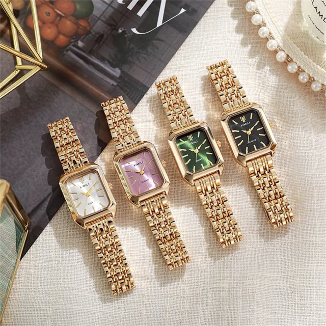 Elegant Women's Square Watch with Gold Alloy Strap - Image 6