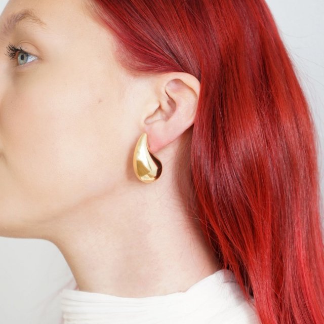 Chunky Gold-Plated Waterdrop Teardrop Earrings - Image 3