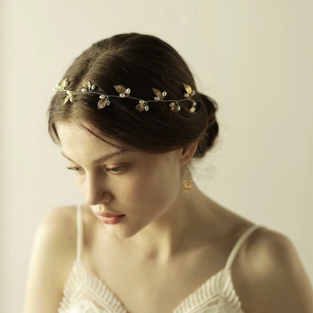 Pearl Flower Leaf Headband Crown – Elegant Bridal Wedding Hairpiece - Image 3