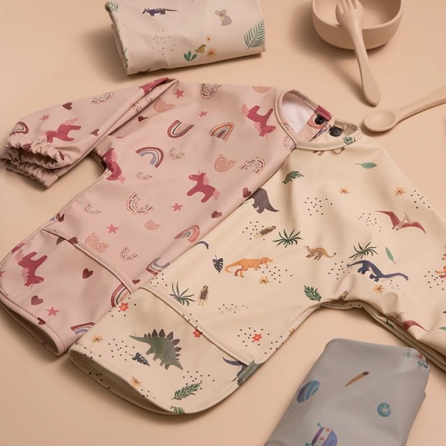 Waterproof Long-Sleeved Baby Bib - Image 3