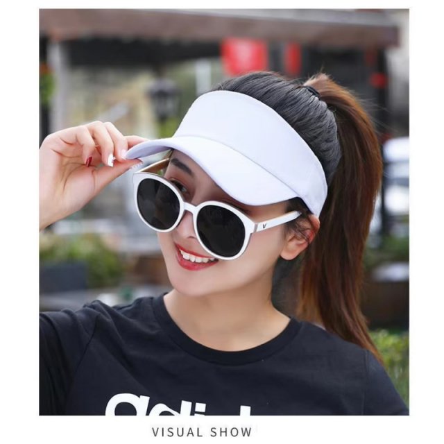 Lightweight Baseball Cap for Outdoor Activities - Image 4