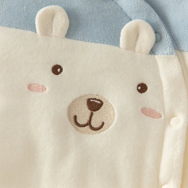 Cozy Winter Bear Hooded Romper for Newborns - Image 5