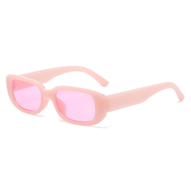 Trendy Square Retro Sunglasses for Women - Image 4