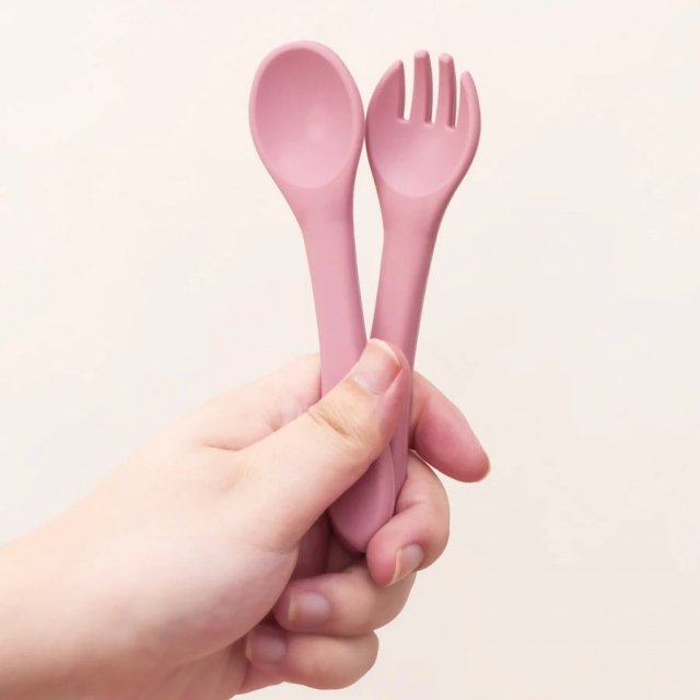 2PCS Baby Silicone Utensils Set - Image 4