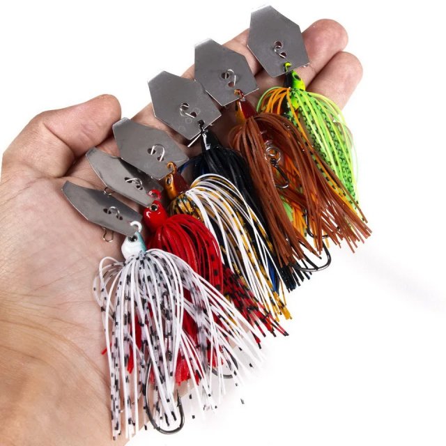 100mm 11g Metal Blade Fishing Lure with Rubber Skirt - Image 3
