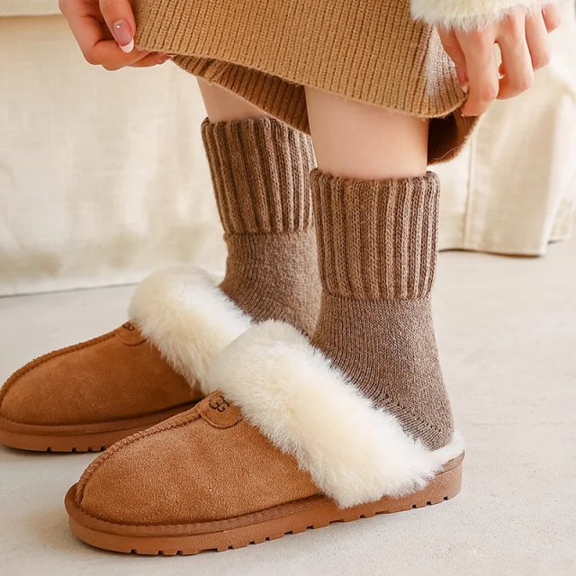Women's Winter Thick Wool Low Tube Cashmere Socks - Image 2