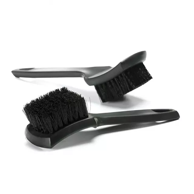 Microfiber Car Tire and Rim Detailing Brush - Image 5