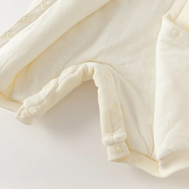 Cozy Winter Bear Hooded Romper for Newborns - Image 6