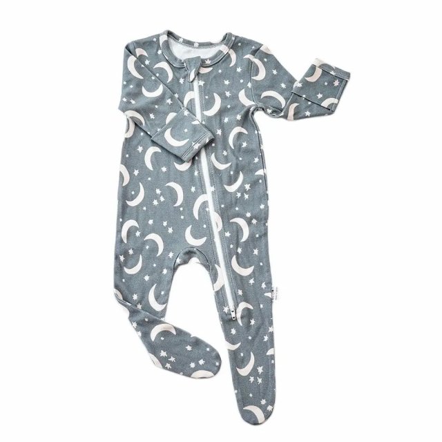 Long-Sleeve Bamboo Cotton Baby Jumpsuit with Footies - Image 5