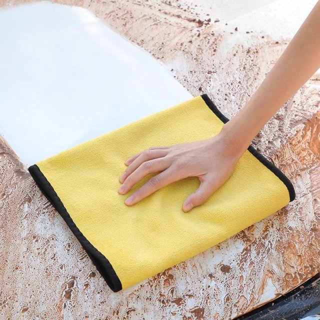 Double-Sided Microfiber Car Cleaning Towels - Image 6