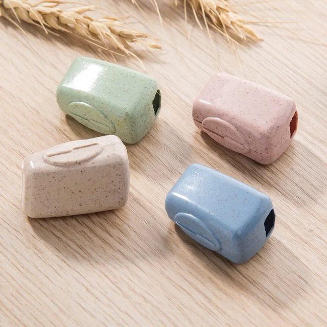 4-Piece Portable Toothbrush Cover Set - Image 3