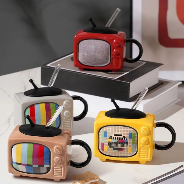 Television-Shaped Ceramic Mug - Image 3