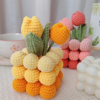 Tulip Crochet Flower Kit for Beginners