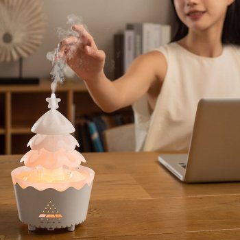 Christmas Tree Aromatherapy Diffuser