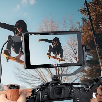 1600nit 4K Touch Screen Camera Field Monitor with 3D LUT & Waveform Support