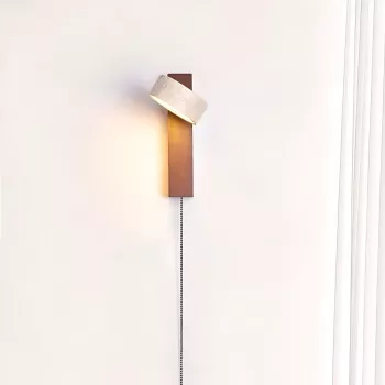 Elegant Rotating Wooden Wall Lamp with Adjustable Bedside Light and Cable Switch