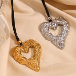 Hammer Pattern Hollow Heart Pendant Necklace 6 12A11F100A326B9C448A400A4A756C42.Jpg
