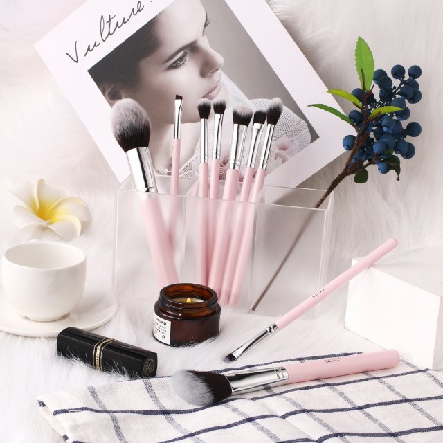 Pink & Silver Professional Makeup Brush Set - Image 5