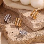 Three-Layer J-Shaped Curved Hook Rhinestone Earrings 4 1Aa687D2Fcbe4Cdc63D273C10C67F9D0.Jpg