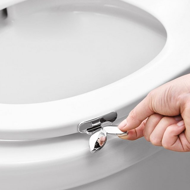 Hands-Free Toilet Seat Lifter Handle - Image 5