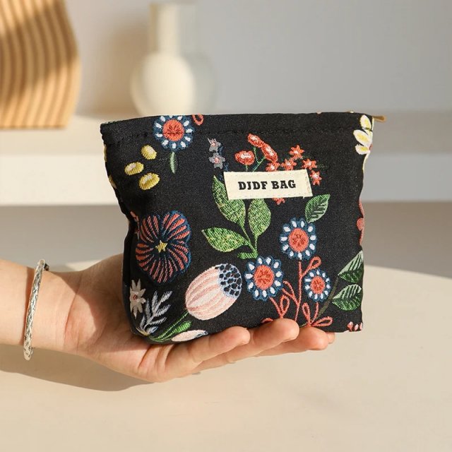 Small Floral Cosmetic Bag – Portable Sanitary Napkin, Coin, and Card Organizer