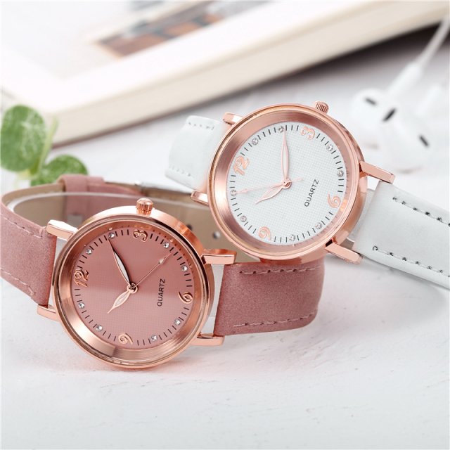 Fashion Arabic Dial Women’s Casual Leather Band Quartz Watch - Image 3