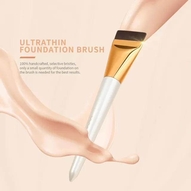 Ultra-Thin Liquid Foundation & Contour Brush - Image 3