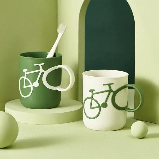 Household Mouthwash Cup with Bike Handle