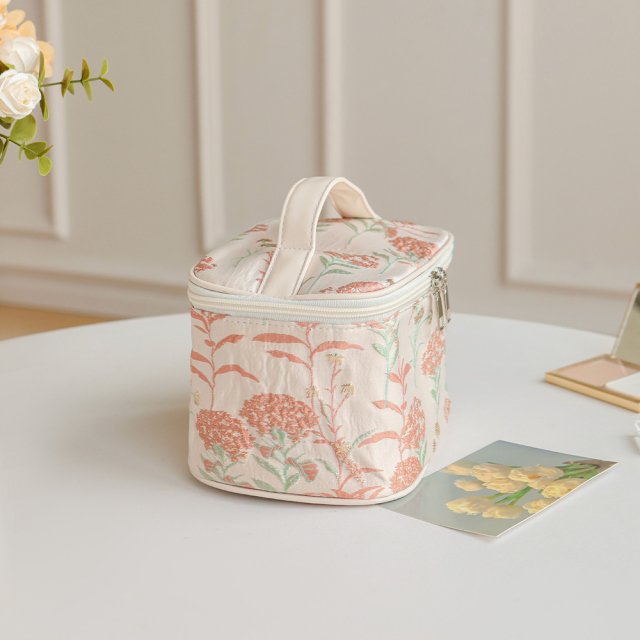 Large Capacity Floral Makeup Bag for Women - Image 4