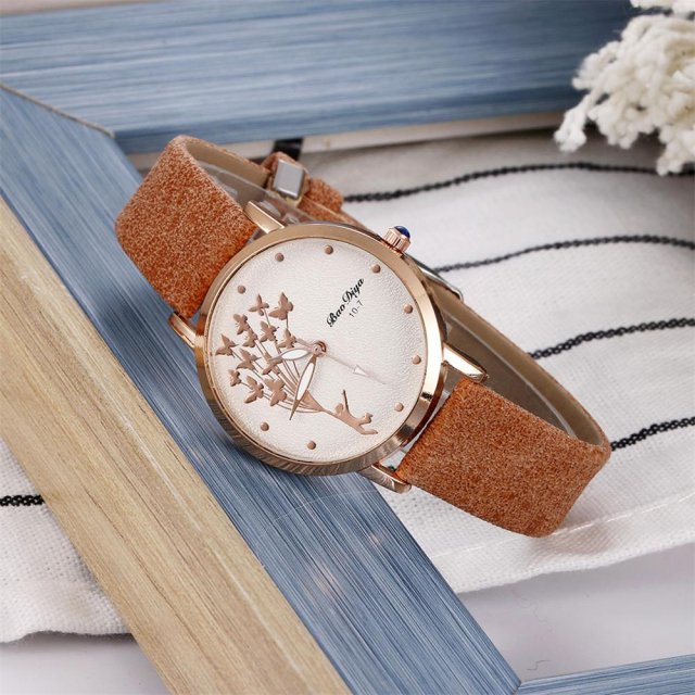 Fashion Butterfly Women's Quartz Watch with Brown Leather Strap - Image 3