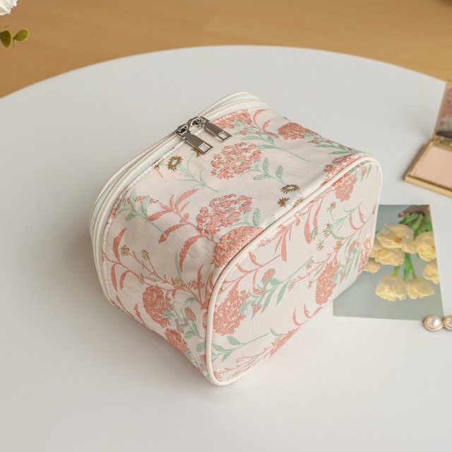 Large Capacity Floral Makeup Bag for Women - Image 5