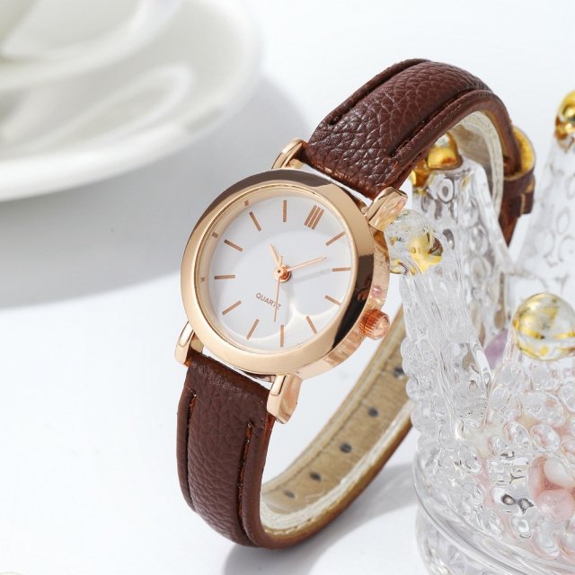 Fashion Small Dial Women's Casual Leather Band Quartz Watch