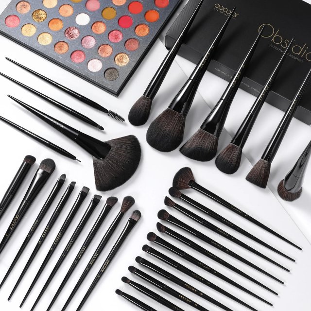 Professional 30-Piece Makeup Brush Set for Foundation, Contour, Eyes, and More