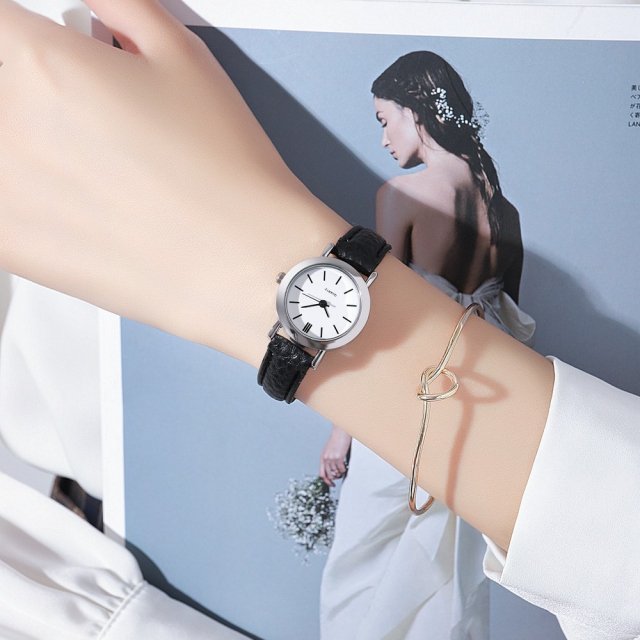 Fashion Small Dial Women's Casual Leather Band Quartz Watch - Image 4