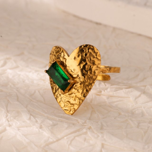 Trendy Green Zircon Heart Ring - Image 6