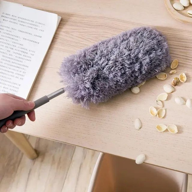 Retractable Microfiber Duster with Stainless Steel Handle – Long Reach Dusting Brush