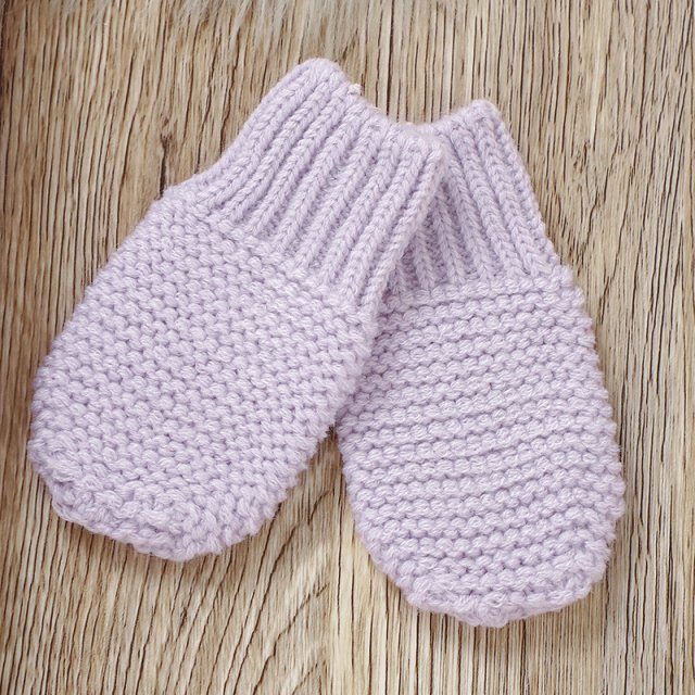 Newborn Baby Knit Romper Set with Hat, Gloves and Ruffles - Image 5