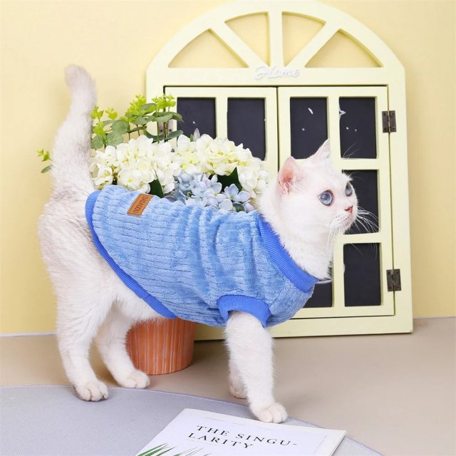 Cozy Fleece Cat Sweater - Autumn & Winter Hoodie for Sphynx, Ragdoll, and Siamese Cats - Image 6