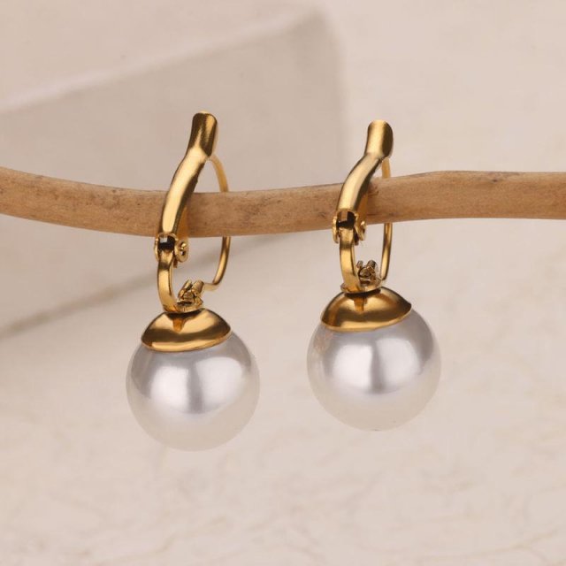 Elegant Gold Stainless Steel Pearl Dangle Earrings for Women – Vintage Drop Huggies