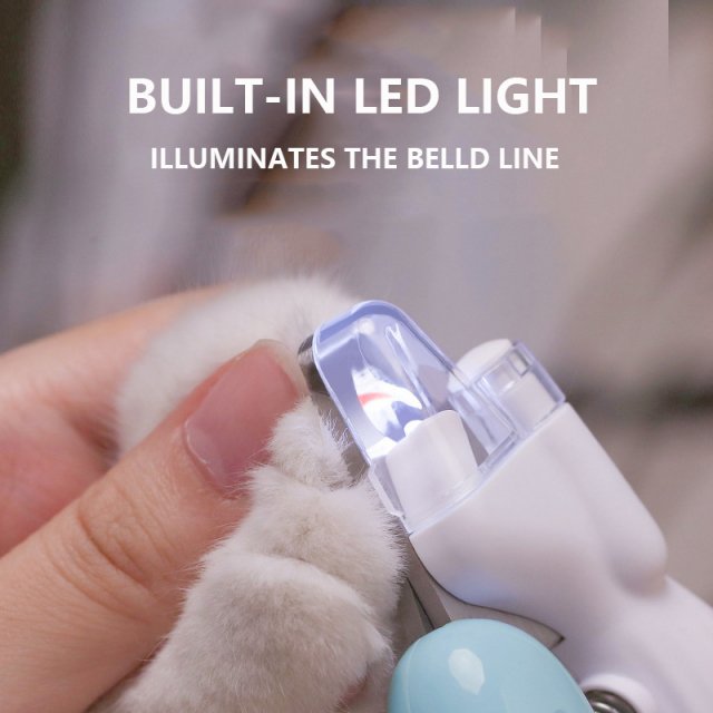 Professional Pet Nail Clippers with LED Light - Image 3