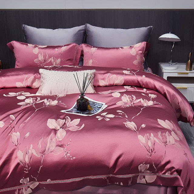 Luxury Mulberry Silk Jacquard Bedding Set - Image 4