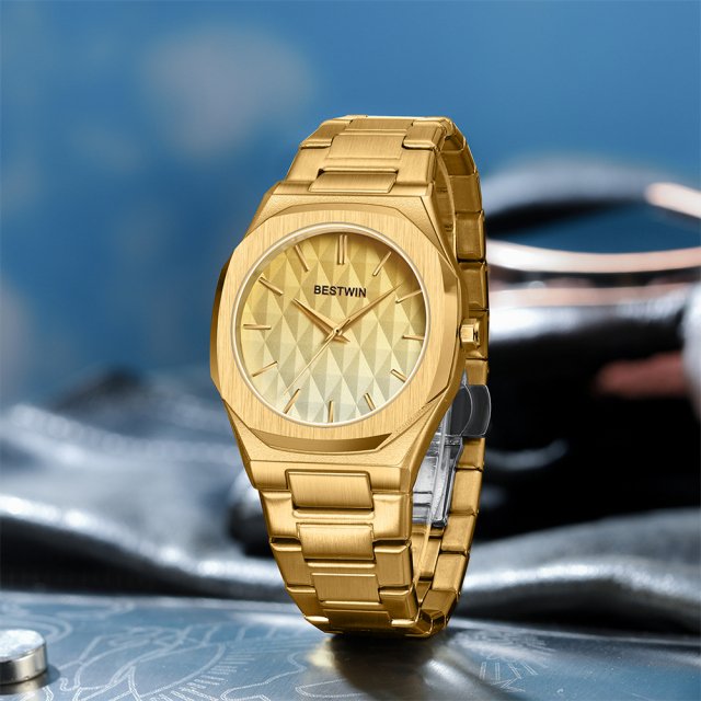 2024 Men's Gold Stainless Steel Quartz Watch - Image 5