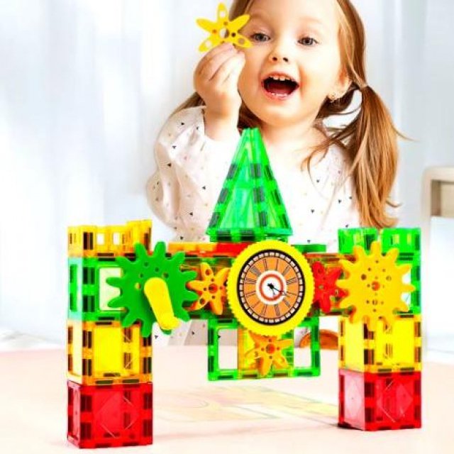 Magnetic Gear Wheel Building Set