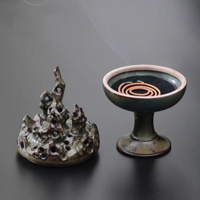 Handcrafted Zen Ceramic Incense Burner for Meditation & Relaxation - Image 4