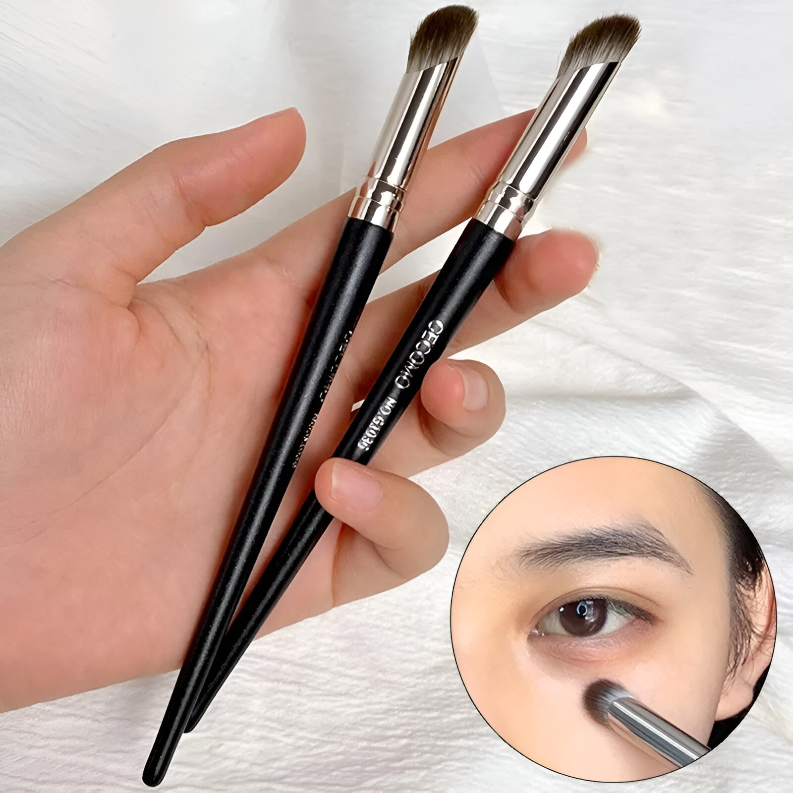 Professional Concealer Makeup Brush - Precision for Dark Circles & Face Details